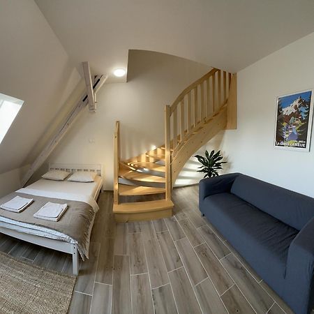 Apartmany Monastery Suites Zirec Dvůr Králové nad Labem Extérieur photo